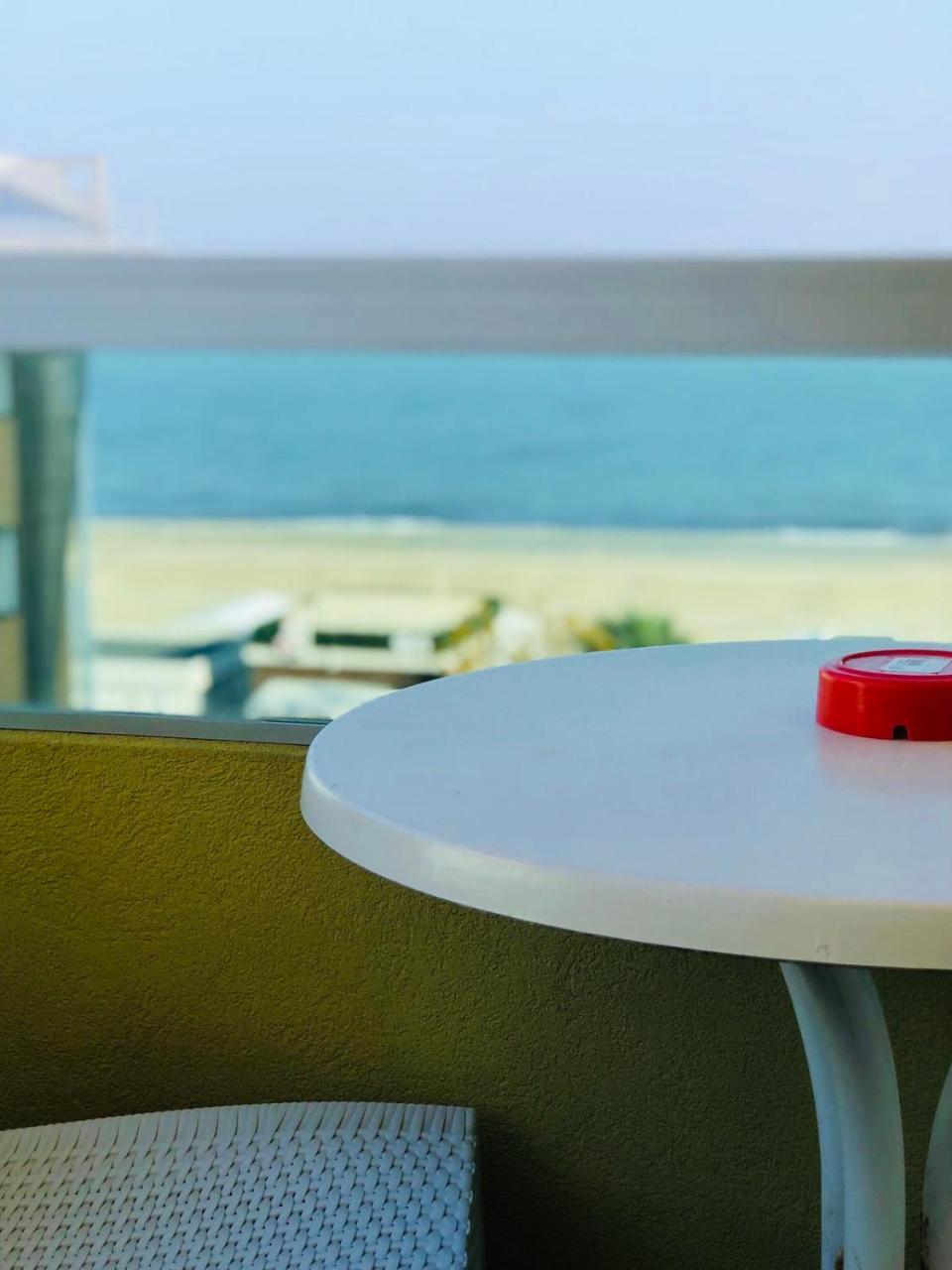 Hotel Montecarlo - Vista Mare Con Piscina & Area Fitness リッチョーネ エクステリア 写真